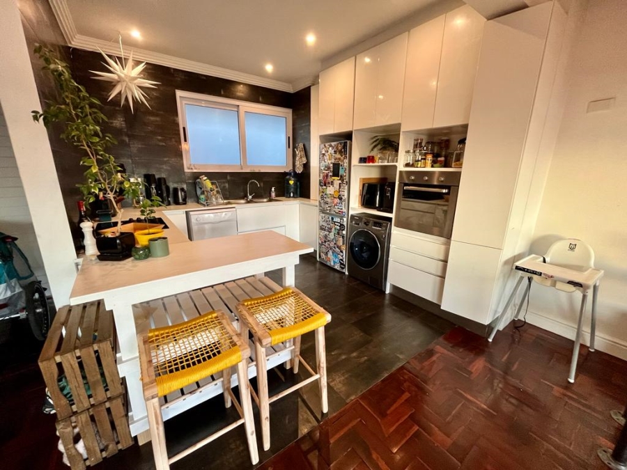 To Let 3 Bedroom Property for Rent in Sea Point Western Cape